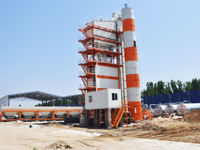 LB3000瀝(li)青攪(jiao)拌站(zhan)