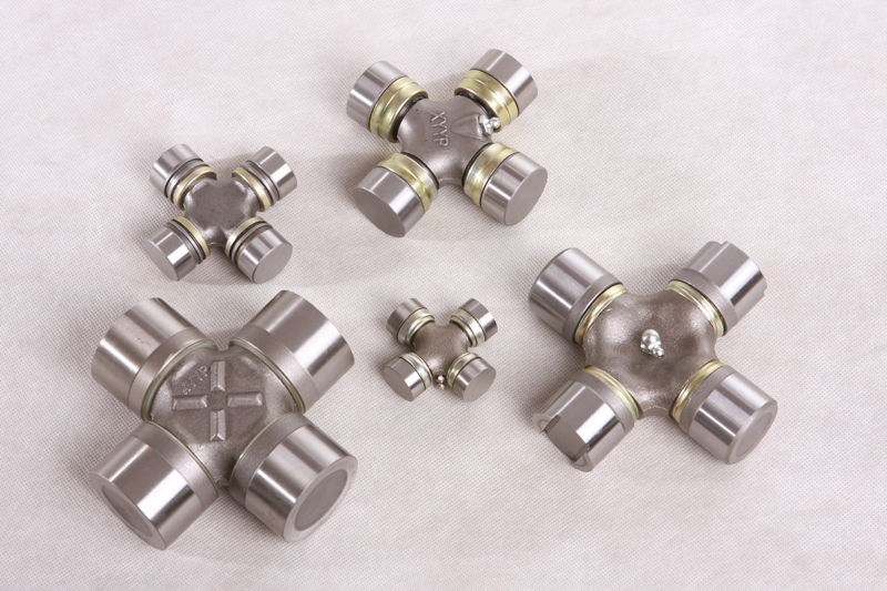 萬向節十(shi)字軸-WY3233LS（804706K）-φ47×140-鷹牌(pai)軸承