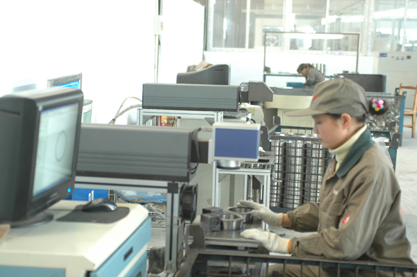 激光(guang)打标(biao)機-鷹(ying)牌軸(zhou)承