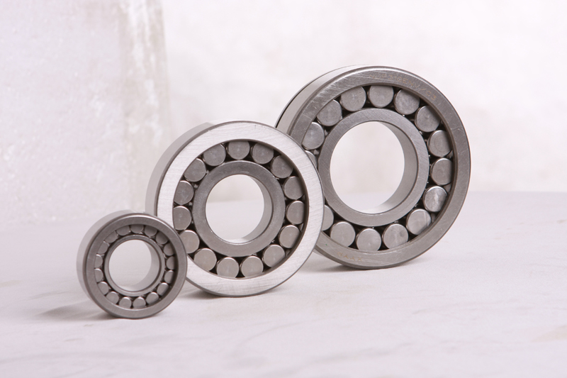 NF307E/YB2(12307E) 圓柱(zhu)滾子(zi)軸承(cheng)