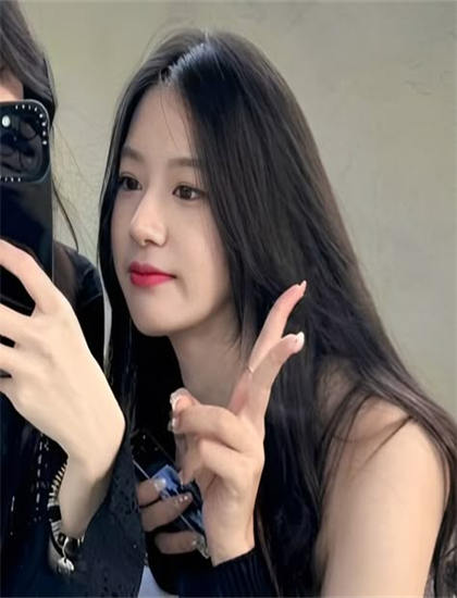 革命性的出彩中国人精彩锦集和其他作品相比如何？对比重构分析与评价，蓝光原盘